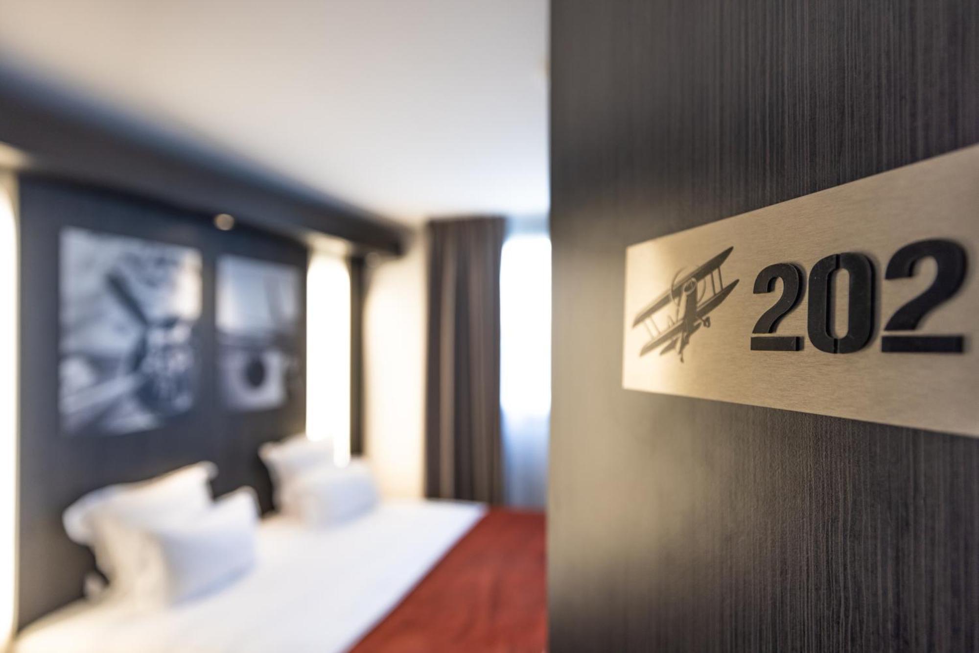 Best Western Saint Exupery Eysines - Bordeaux Ouest Екстериор снимка
